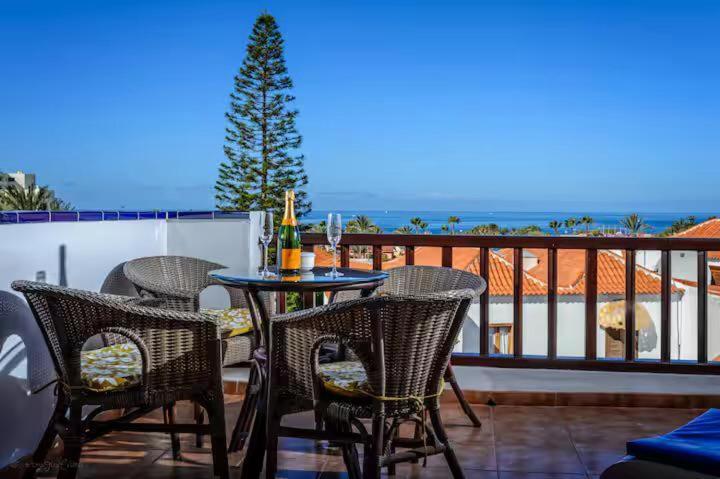 Apartment In Playa De Las Americas 1 Esterno foto